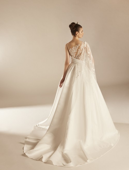 https://elisebride.ro/images/stories/virtuemart/product/SIA 4.jpg